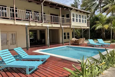 Image de 4 Bed-Bath Beach House sleeps 8+