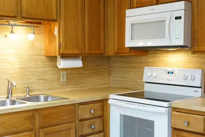 Image de 2 Br 2. 5 Bathroom Townhouse Near Memorial City