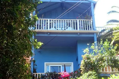 Image de Treetops Penthouse Rose Bay, Sydney 3 Bedrooms Lounge Kitchen/Garage Parking