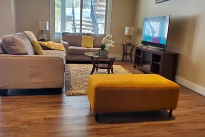 Image de Features ~1200sq. ft of living space with an open concept located near Fernie