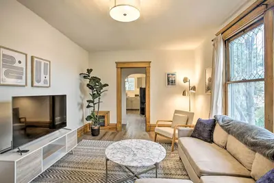 Image de Chic & Historic Apt: 1 Mile to Dtwn Spokane!