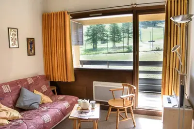 Image de Duplex 3 pièces avec mezzanine, parking et balcon exposé sud sur les pistes