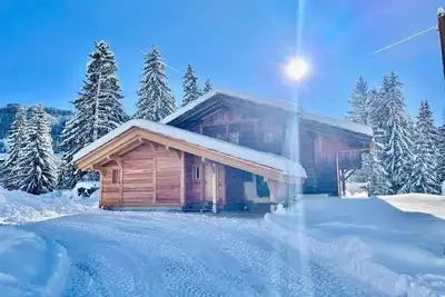 Image de Chalet montagnard chaleureux avec poêle, terrasse et animaux acceptés
