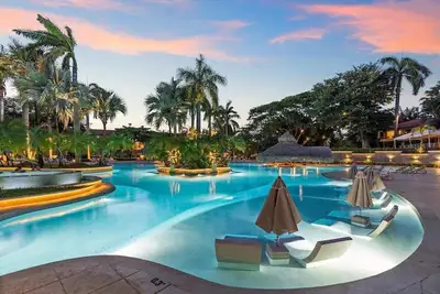 Image de Tropical Oasis | Ocean Views + Swim-Up Bar