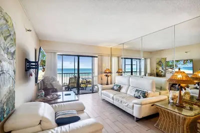 Image de Villa Madeira 207 Paradise! So many updates in the awesome beach front condo!