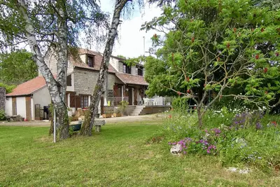 Image de the cottage of the three gables Charming house \"the blue cedar\"