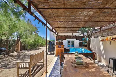 Image de Villa des Tamaris, villa 5* en bord de mer.