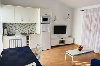 Image de Quiet building, this holiday home is ideal for resting and reading.