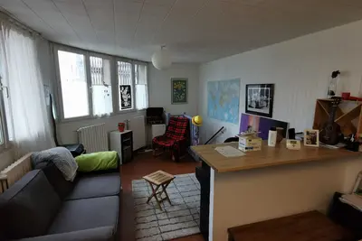 Image de Appartement dans jolie maisonnette