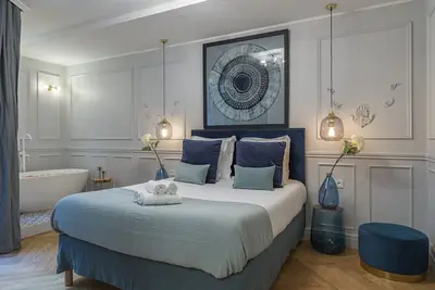 Appartement-d'exception-Sdb privée avec baignoire