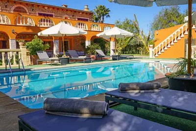 Image de Spectacular villa in the center of Mallorca with heated pool, bbq and internet.