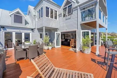 Image de \"Casa Con Vista\" Luxury Waterfront Home, Sleeps 10