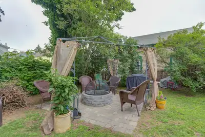 Image de Walk to the Beach - 3 bedroom house with outdoor fire pit