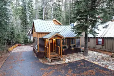 Image de Alpine Retreat - Donner Lake - Walk to West End Beach