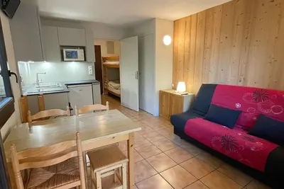 Image de Studio calme à Samoëns avec terrasse, parking et coin cuisine