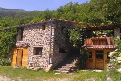 Image de \"La Miellerie\"Gîte at the end of the world La Valbonnette