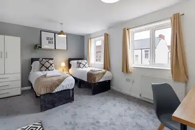 Image de 🌟Studio 6 - City Centre - Free Wifi & Smart Tv🌟