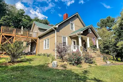 Image de Limited-Time April Deals—Your Dream Getaway at Walnut Hill