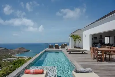 Villa la Vue by Fantasia Villas