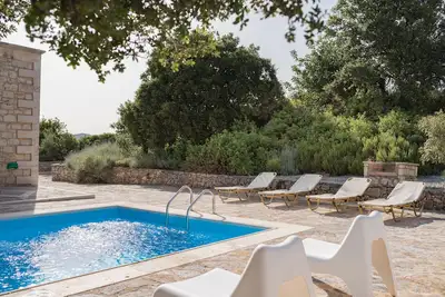 Image de Koules Estate-Iris, with Pool & Bbq, an Agricultural barn for Nature lovers