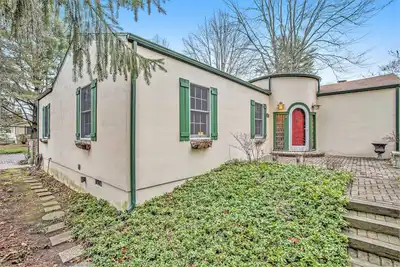 Image de Dog-Friendly Home with Enclosed Yard & Free High-Speed WiFi - Great Location