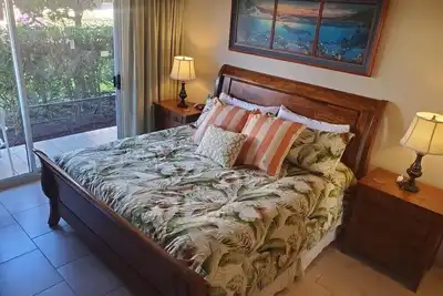 Image de Maui Banyan king, 2 bathroom, steps to Kamaole beach, sleeps 4 - No parking fee