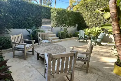 Image de Relax in the heart of Montecito
