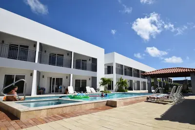 Image de Arena Condominium Aruba - 3 min walk to Eagle Beach