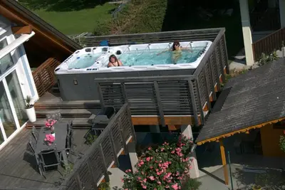 Image de Joli appartement pour 6 personnes avec Wifi, piscine privée, Tv, terrasse et parking