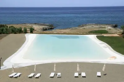 Image de Bel appartement dans une maison de vacances avec piscine, climatisation, Wifi, terrasse et parking