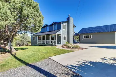 Image de Eagar Vacation Rental Home w\/ Spacious Deck!