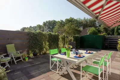 Image de Maison de vacances bien entretenue à Noordwijkerhout sur le lac