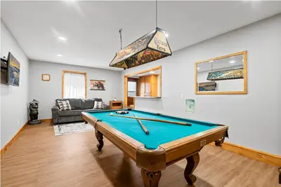 Image de Hidden Spot - Fox Farm, Game Room, Pool Table, Large Deck, Bbq
