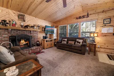 Image de Sunset Haven - Close to Slopes, Hot Tub, Fireplace, Pet Friendly