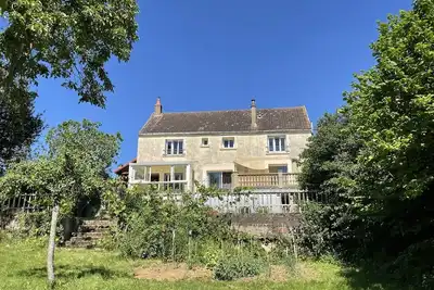 Image de Grande maison lumineuse avec vue panoramique