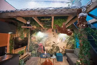 Image de ⭐️Jungle Room⭐️évadez vous❤️cosy luxe❤️gare/ autoroute⭐️