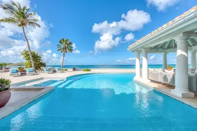 Petite Plage 5 - Exclusive Beachfront Villa