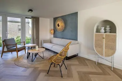 Image de Modern holiday home for 6 Persons, nearby the sea, outdoor swimming pool, small-scale holiday park