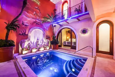 Image de Hacienda Tropical a truly authentic experience in the heart of Puerto Vallarta!