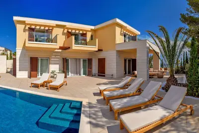 Image de Brand New Modern Designed Luxurious Vlla Close to the Sea/Beach and City of Hvar