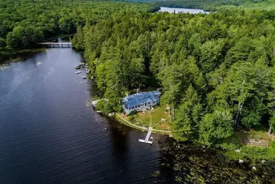 Image de Lakefront Secluded Estate Near Ocean, Bar Harbor, Acadia Called Whispering Pines