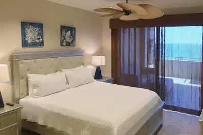Bella Sirena C-503 Beautiful 2bd 2ba Condo