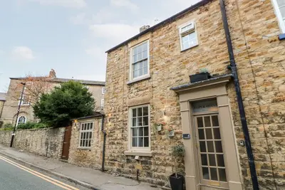 Image de Jaipur House, pet friendly, with open fire in Richmond