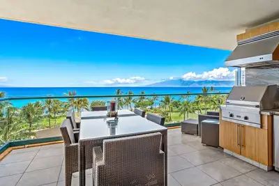 Maui Resort Rentals: Honua Kai – Incredible 5 Bedroom Oceanfront Gem, Over 3600 combined Sq. Ft. w/ Built-in Viking Bbq! .