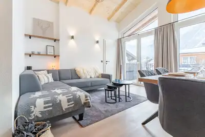 Image de Spacieux penthouse avec vue sur le glacier