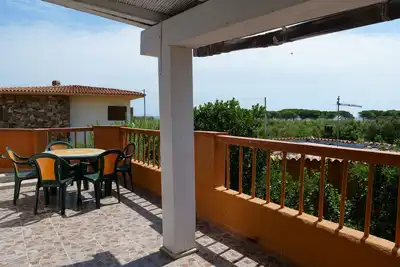 Image de Large families or groups 60mt beach BudoniRents