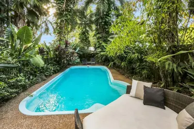 Image de Serendipity: A Tropical Rainforest Escape with Pool, Steps from Holloways Beach