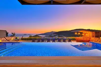 Image de 5 Bedroom Luxury Villa in Kalkan - 1019