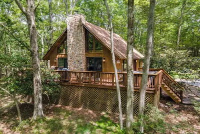 Image de Relaxing Dog-Friendly Lake Escape w/ Fire Pit