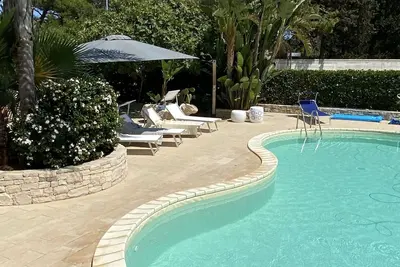 Image de Buen Retiro - Villa with pool and jacuzzi 400 m from the sea
